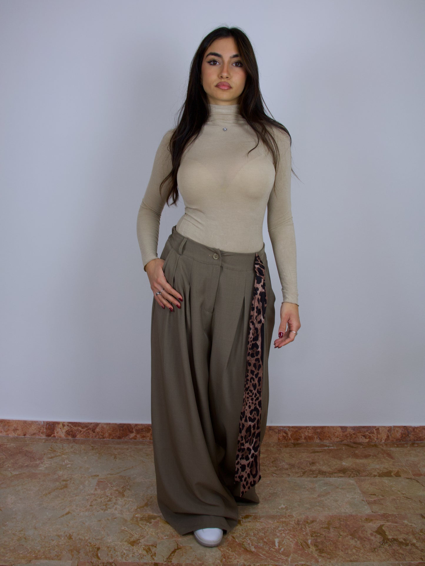 Shirt mezzo collo beige